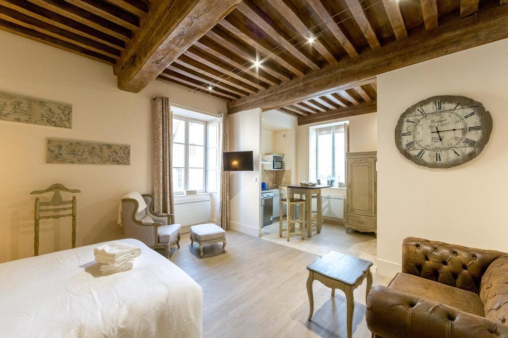 Le Cara Seheiah 1D Bed & Breakfast Beaune  Exterior photo